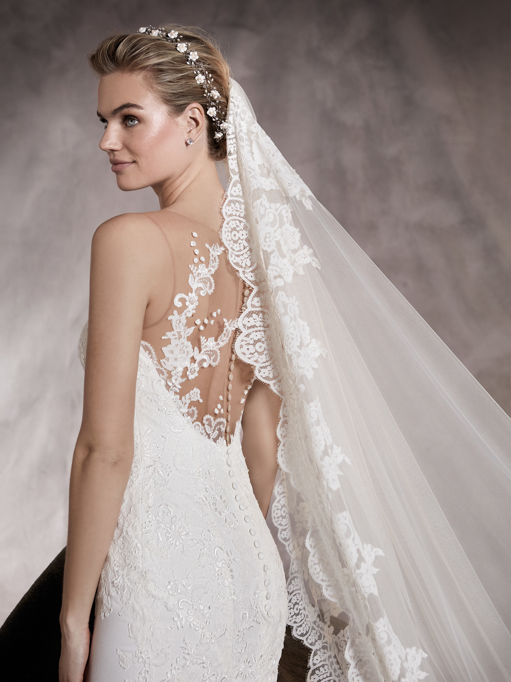 PRONOVIAS lC̃X_[hX@PRUNELLE